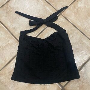 SHEIN Black Textured Halter Crop Top